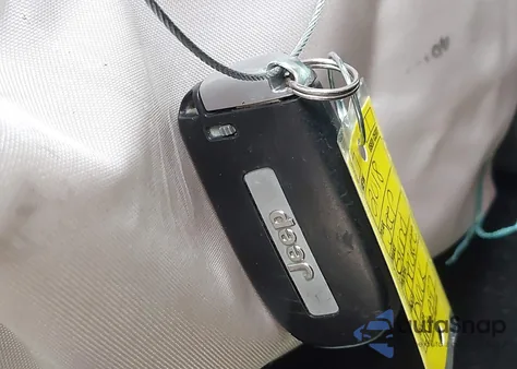 2018 Jeep Grand Cherokee Laredo E 4X4 from USA, damaged, VIN 1C4RJFAG8JC356280